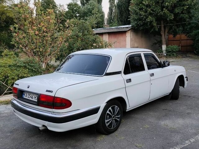 Білий ГАЗ 3110 Волга, об'ємом двигуна 2.4 л та пробігом 100 тис. км за 1500 $, фото 1 на Automoto.ua