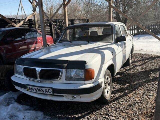 Белый ГАЗ 3110 Волга, объемом двигателя 2.4 л и пробегом 15 тыс. км за 1016 $, фото 1 на Automoto.ua