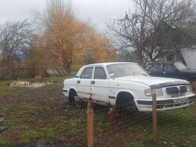 Белый ГАЗ 3110 Волга, объемом двигателя 0 л и пробегом 100 тыс. км за 142 $, фото 1 на Automoto.ua