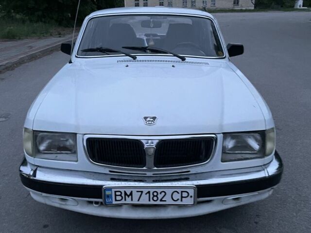 Белый ГАЗ 3110 Волга, объемом двигателя 2.4 л и пробегом 240 тыс. км за 250 $, фото 1 на Automoto.ua