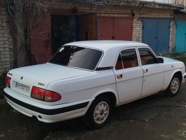 Белый ГАЗ 3110 Волга, объемом двигателя 2.4 л и пробегом 140 тыс. км за 1197 $, фото 1 на Automoto.ua