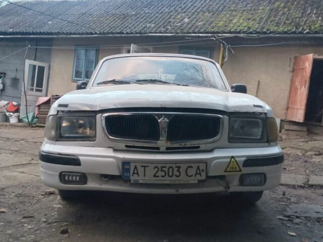 ГАЗ 3110 Волга 2003 у Івано-Франківську на Automoto.ua Білий ГАЗ 3110 Волга, об'ємом двигуна 2.4 л та пробігом 242 тис. км за 1300 $, фото 1 на Automoto.ua