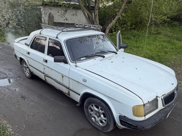 Белый ГАЗ 3110 Волга, объемом двигателя 0 л и пробегом 250 тыс. км за 338 $, фото 1 на Automoto.ua