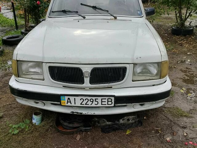 Белый ГАЗ 3110 Волга, объемом двигателя 0 л и пробегом 100 тыс. км за 238 $, фото 1 на Automoto.ua