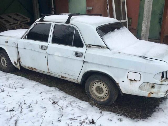 Белый ГАЗ 3110 Волга, объемом двигателя 2.4 л и пробегом 100 тыс. км за 280 $, фото 1 на Automoto.ua