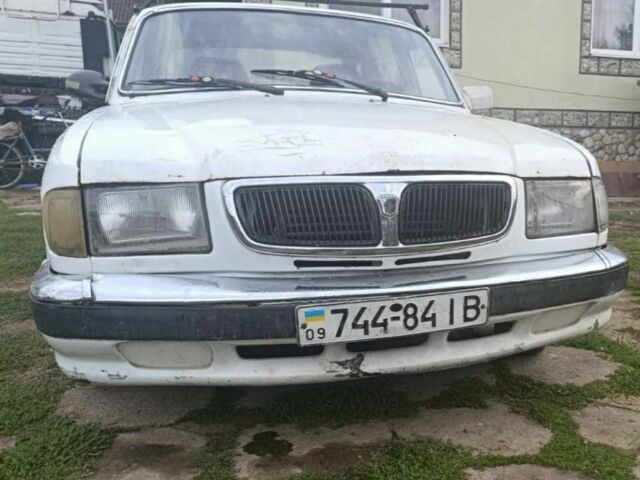Белый ГАЗ 3110 Волга, объемом двигателя 0 л и пробегом 300 тыс. км за 650 $, фото 1 на Automoto.ua
