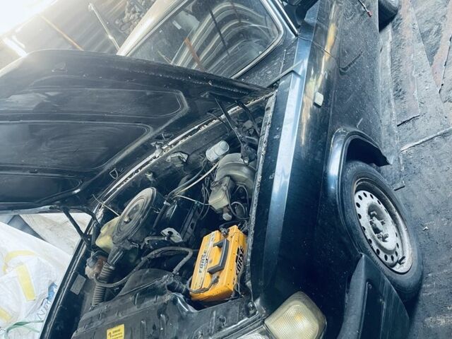 Чорний ГАЗ 3110 Волга, об'ємом двигуна 2.4 л та пробігом 158 тис. км за 451 $, фото 1 на Automoto.ua