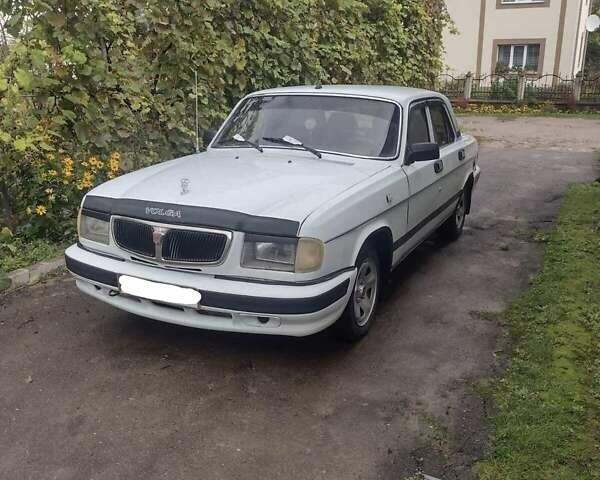 ГАЗ 3110 Волга, об'ємом двигуна 2.4 л та пробігом 200 тис. км за 1350 $, фото 1 на Automoto.ua