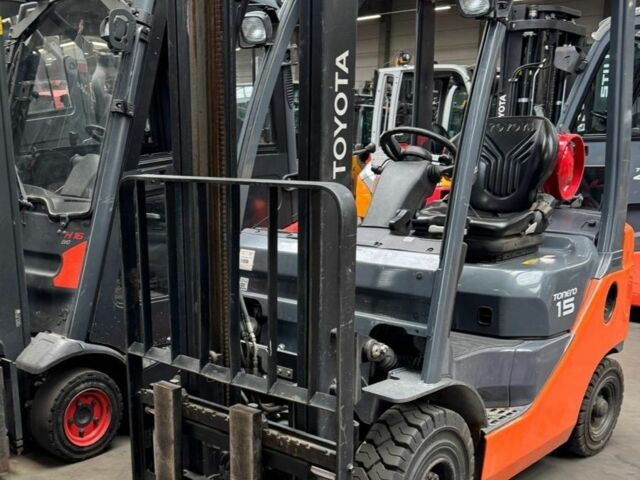 ГАЗ 3110 Волга, объемом двигателя 2.45 л и пробегом 0 тыс. км за 11707 $, фото 1 на Automoto.ua