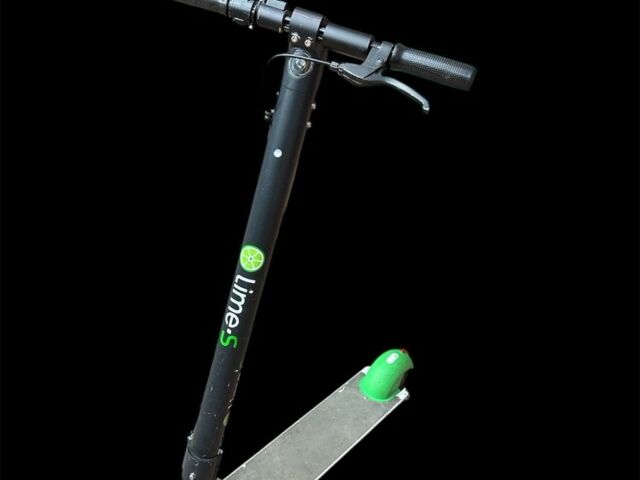 ГАЗ 3110 Волга, об'ємом двигуна 2.45 л та пробігом 0 тис. км за 179 $, фото 1 на Automoto.ua