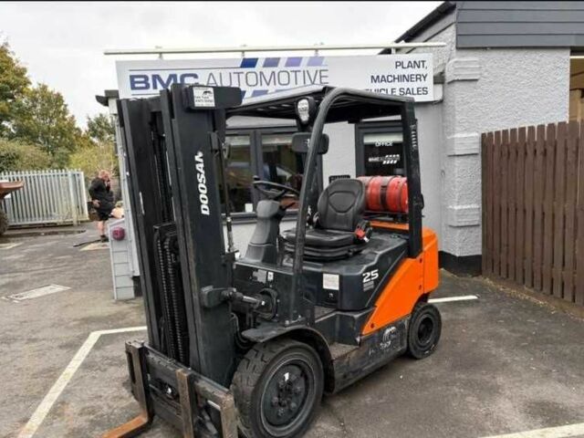 ГАЗ 3110 Волга, об'ємом двигуна 2.45 л та пробігом 0 тис. км за 15182 $, фото 1 на Automoto.ua