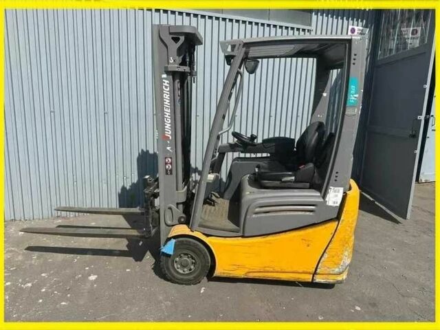 ГАЗ 3110 Волга, об'ємом двигуна 2.45 л та пробігом 0 тис. км за 8153 $, фото 1 на Automoto.ua