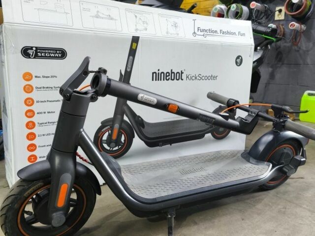 ГАЗ 3110 Волга, об'ємом двигуна 2.45 л та пробігом 0 тис. км за 305 $, фото 1 на Automoto.ua