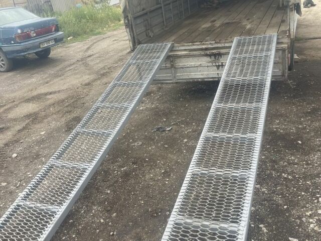 ГАЗ 3110 Волга, об'ємом двигуна 2.45 л та пробігом 0 тис. км за 240 $, фото 1 на Automoto.ua