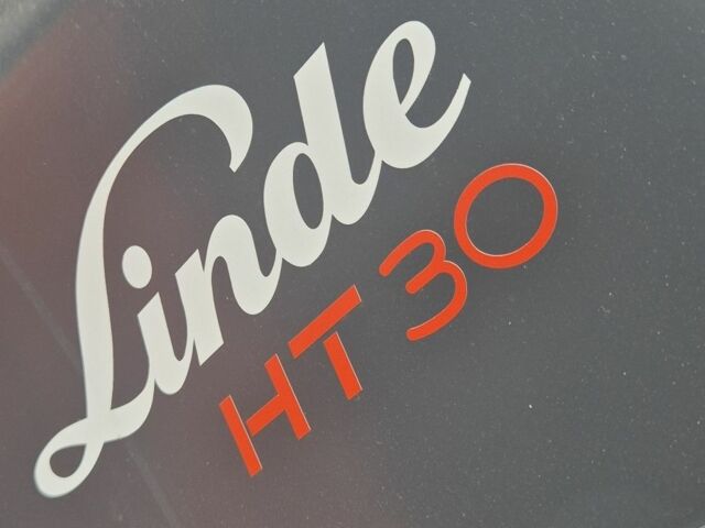 ГАЗ 3110 Волга, объемом двигателя 2.45 л и пробегом 0 тыс. км за 31586 $, фото 1 на Automoto.ua