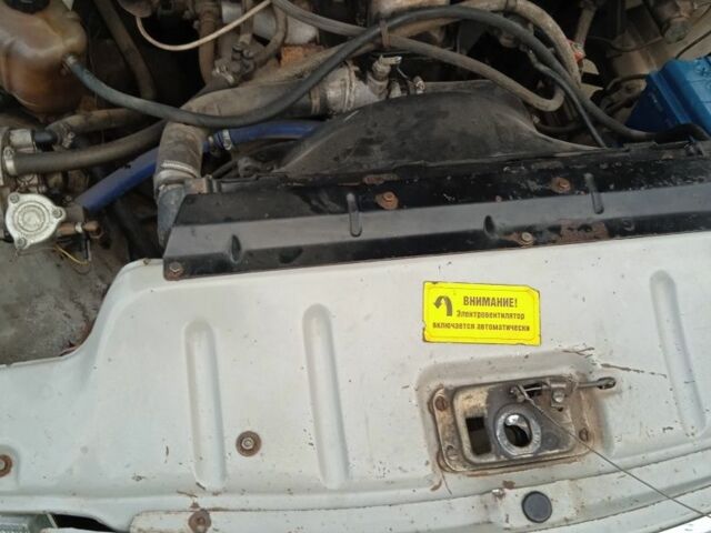 Сірий ГАЗ 3110 Волга, об'ємом двигуна 3 л та пробігом 200 тис. км за 711 $, фото 1 на Automoto.ua