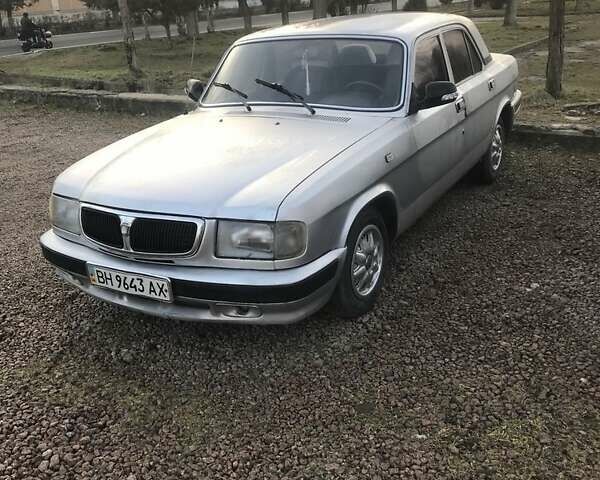 Сірий ГАЗ 3110 Волга, об'ємом двигуна 2.3 л та пробігом 276 тис. км за 900 $, фото 1 на Automoto.ua
