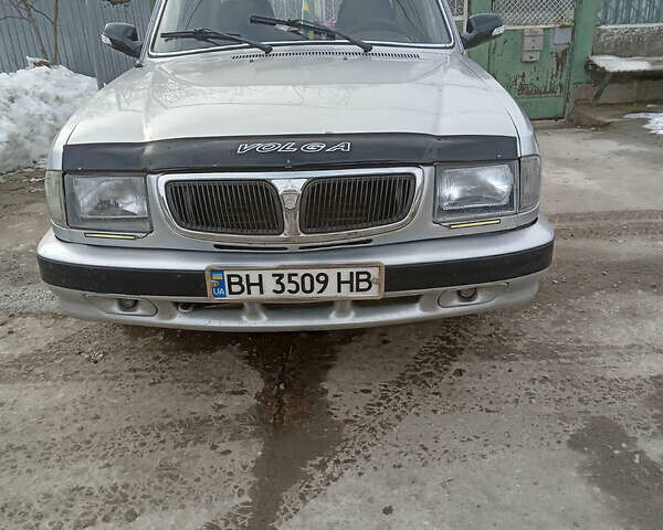 Серый ГАЗ 3110 Волга, объемом двигателя 2.5 л и пробегом 180 тыс. км за 1450 $, фото 1 на Automoto.ua