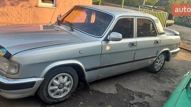 Серый ГАЗ 3110 Волга, объемом двигателя 2.45 л и пробегом 170 тыс. км за 2000 $, фото 1 на Automoto.ua