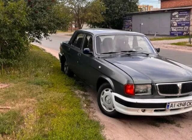 Сірий ГАЗ 3110 Волга, об'ємом двигуна 2.4 л та пробігом 285 тис. км за 1695 $, фото 1 на Automoto.ua