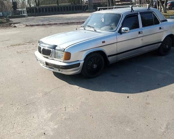 Серый ГАЗ 3110 Волга, объемом двигателя 2.5 л и пробегом 221 тыс. км за 1500 $, фото 1 на Automoto.ua