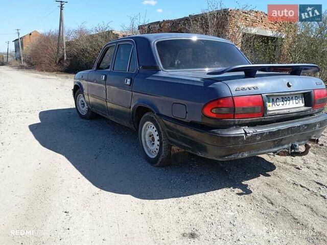 Синий ГАЗ 3110 Волга, объемом двигателя 2.45 л и пробегом 154 тыс. км за 400 $, фото 1 на Automoto.ua