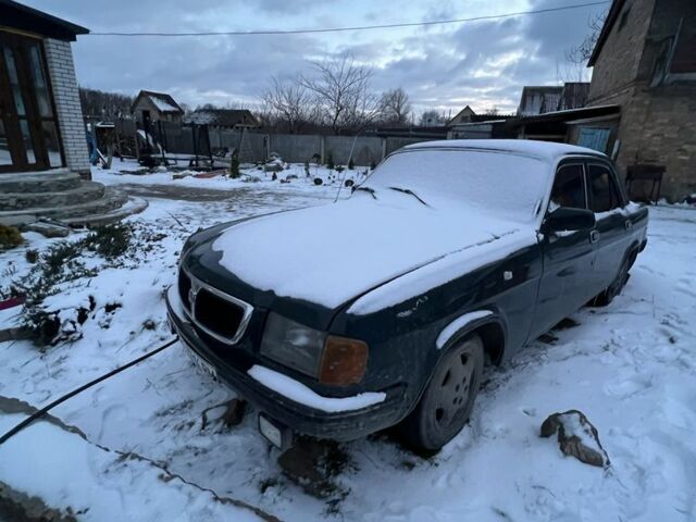 Зелений ГАЗ 3110 Волга, об'ємом двигуна 2.5 л та пробігом 300 тис. км за 355 $, фото 1 на Automoto.ua