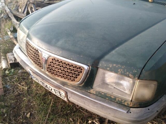 Зеленый ГАЗ 3110 Волга, объемом двигателя 2.4 л и пробегом 200 тыс. км за 768 $, фото 1 на Automoto.ua