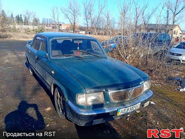 Зеленый ГАЗ 3110 Волга, объемом двигателя 2.4 л и пробегом 200 тыс. км за 850 $, фото 1 на Automoto.ua