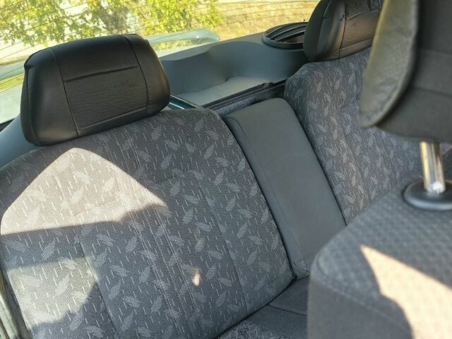 Зелений ГАЗ 3110 Волга, об'ємом двигуна 2.4 л та пробігом 176 тис. км за 1400 $, фото 1 на Automoto.ua