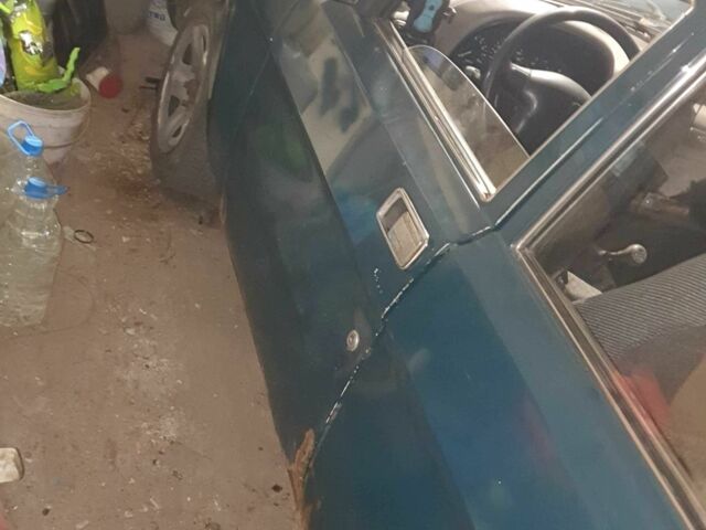 Зелений ГАЗ 3110 Волга, об'ємом двигуна 0 л та пробігом 289 тис. км за 300 $, фото 1 на Automoto.ua