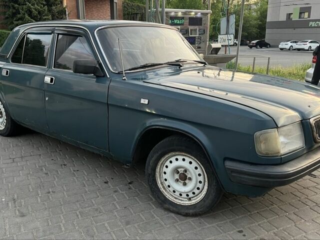 Зеленый ГАЗ 3110 Волга, объемом двигателя 2.4 л и пробегом 270 тыс. км за 700 $, фото 1 на Automoto.ua
