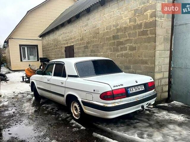 Белый ГАЗ 31105 Волга, объемом двигателя 2.3 л и пробегом 128 тыс. км за 1350 $, фото 1 на Automoto.ua