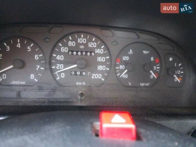 Серый ГАЗ 31105 Волга, объемом двигателя 2.4 л и пробегом 250 тыс. км за 1083 $, фото 1 на Automoto.ua