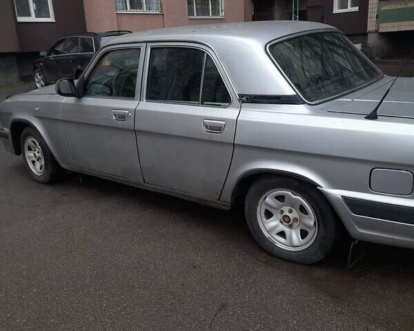 Серый ГАЗ 31105 Волга, объемом двигателя 2.3 л и пробегом 181 тыс. км за 1893 $, фото 1 на Automoto.ua