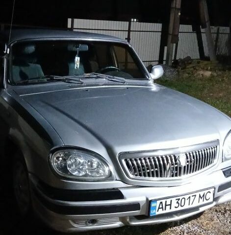 Серый ГАЗ 31105 Волга, объемом двигателя 2 л и пробегом 400 тыс. км за 1766 $, фото 1 на Automoto.ua