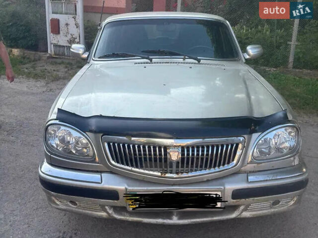 Серый ГАЗ 31105 Волга, объемом двигателя 2.3 л и пробегом 153 тыс. км за 1000 $, фото 1 на Automoto.ua