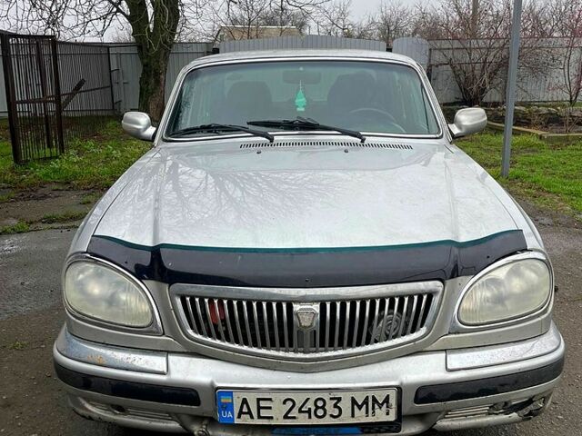 Сірий ГАЗ 31105 Волга, об'ємом двигуна 2.4 л та пробігом 151 тис. км за 2000 $, фото 1 на Automoto.ua