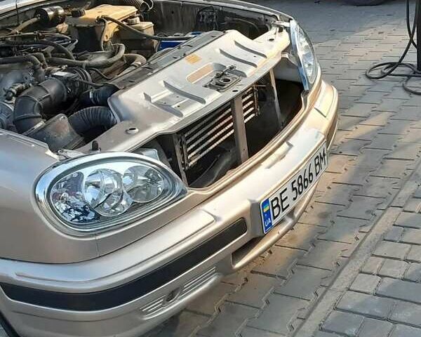 Сірий ГАЗ 31105 Волга, об'ємом двигуна 2.29 л та пробігом 150 тис. км за 3000 $, фото 1 на Automoto.ua