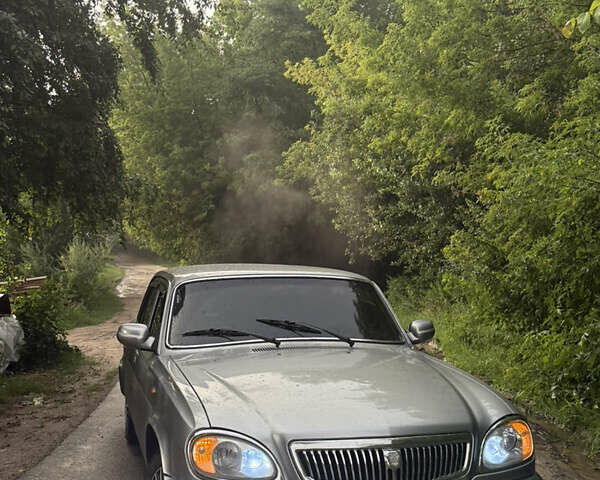 Серый ГАЗ 31105 Волга, объемом двигателя 2.29 л и пробегом 237 тыс. км за 2999 $, фото 1 на Automoto.ua