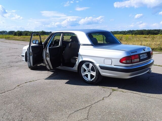 Сірий ГАЗ 31105 Волга, об'ємом двигуна 0 л та пробігом 230 тис. км за 2000 $, фото 1 на Automoto.ua