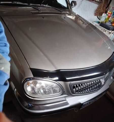 Серый ГАЗ 31105 Волга, объемом двигателя 2.3 л и пробегом 171 тыс. км за 2500 $, фото 1 на Automoto.ua