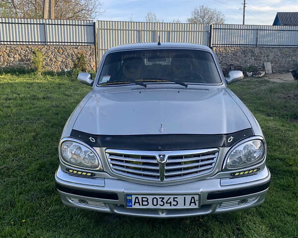 Серый ГАЗ 31105 Волга, объемом двигателя 2.4 л и пробегом 160 тыс. км за 3000 $, фото 1 на Automoto.ua