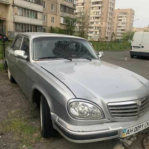 Сірий ГАЗ 31105 Волга, об'ємом двигуна 2.3 л та пробігом 250 тис. км за 2000 $, фото 1 на Automoto.ua
