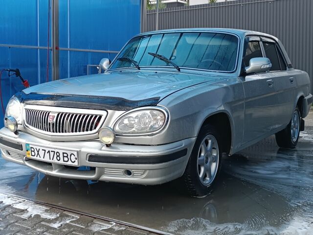 Серый ГАЗ 31105 Волга, объемом двигателя 2.3 л и пробегом 200 тыс. км за 1490 $, фото 1 на Automoto.ua