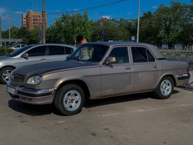 Сірий ГАЗ 31105 Волга, об'ємом двигуна 2.4 л та пробігом 300 тис. км за 1800 $, фото 1 на Automoto.ua