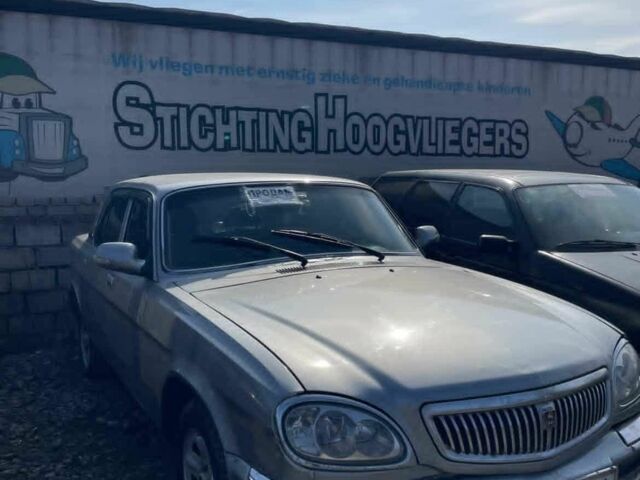 Серый ГАЗ 31105 Волга, объемом двигателя 2.4 л и пробегом 100 тыс. км за 1580 $, фото 1 на Automoto.ua