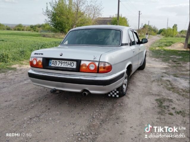 Серый ГАЗ 31105 Волга, объемом двигателя 2.3 л и пробегом 220 тыс. км за 1100 $, фото 1 на Automoto.ua