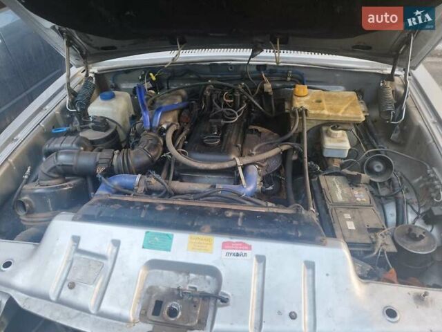 Серый ГАЗ 31105 Волга, объемом двигателя 2.3 л и пробегом 154 тыс. км за 1897 $, фото 1 на Automoto.ua
