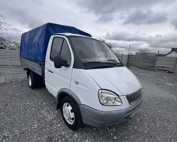 Белый ГАЗ 3302 ГАЗель, объемом двигателя 2.29 л и пробегом 282 тыс. км за 2600 $, фото 1 на Automoto.ua